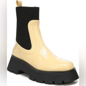 Circus by Sam Edelman Leslie Lug Sole Bootie Size 8 Brand New